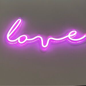 Love Led Neon Sign COCUS POCUS LOVE NEON LIGHT Pink 34x15 cms